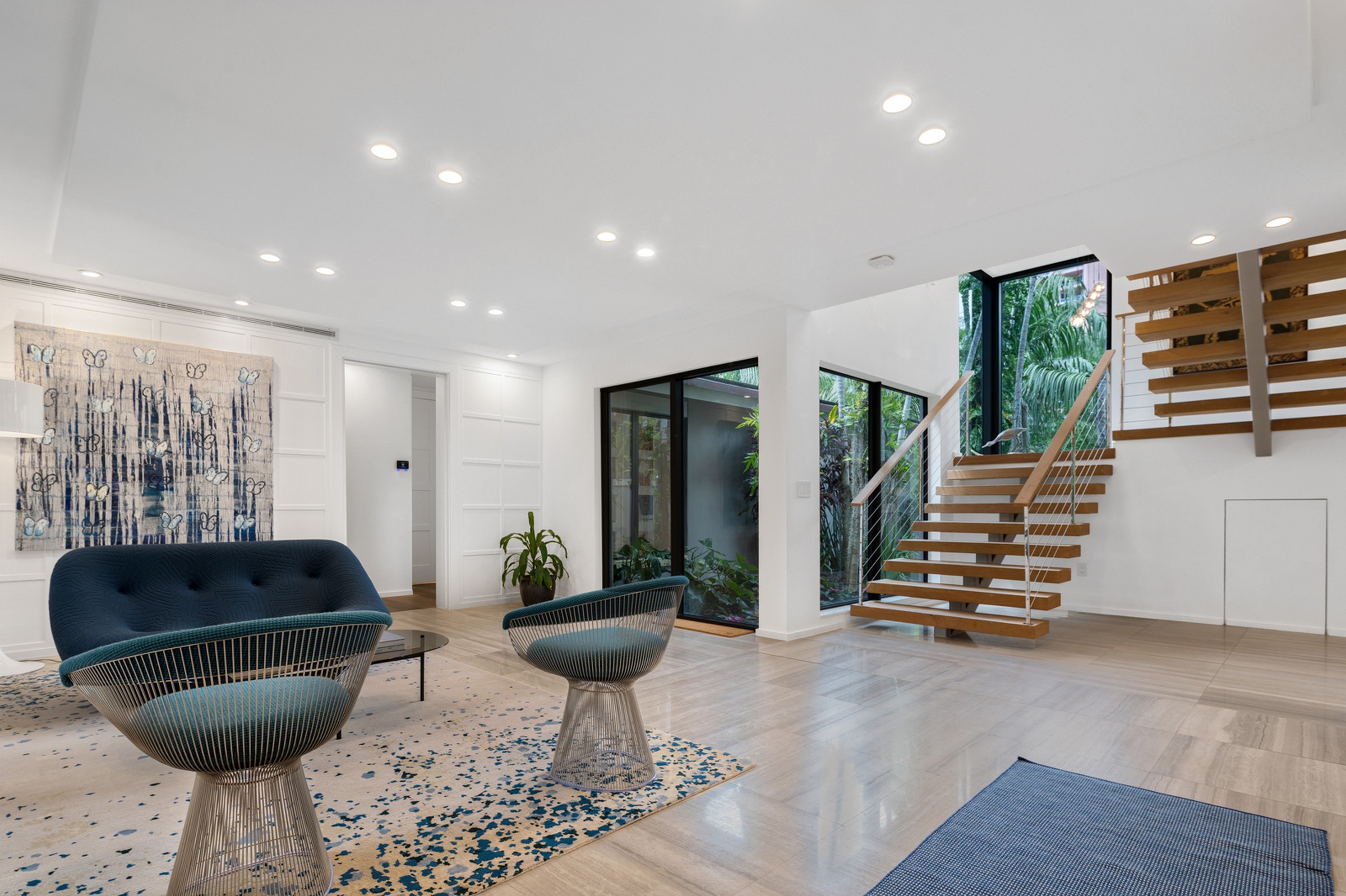 6840 Sunrise Pl 
