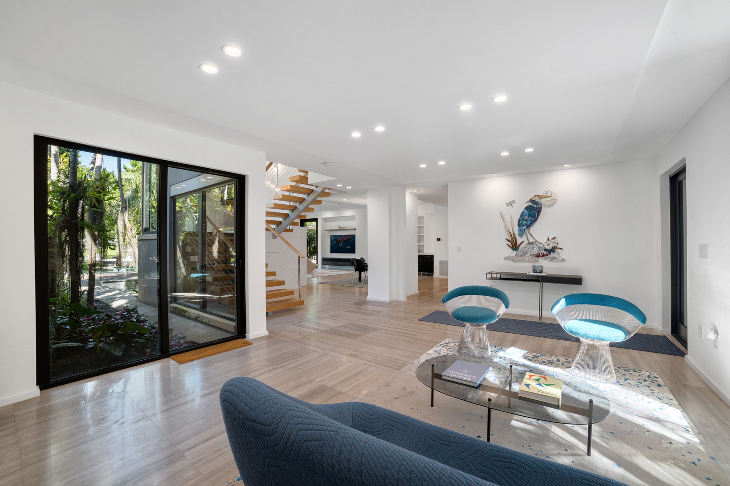 6840 Sunrise Pl 
