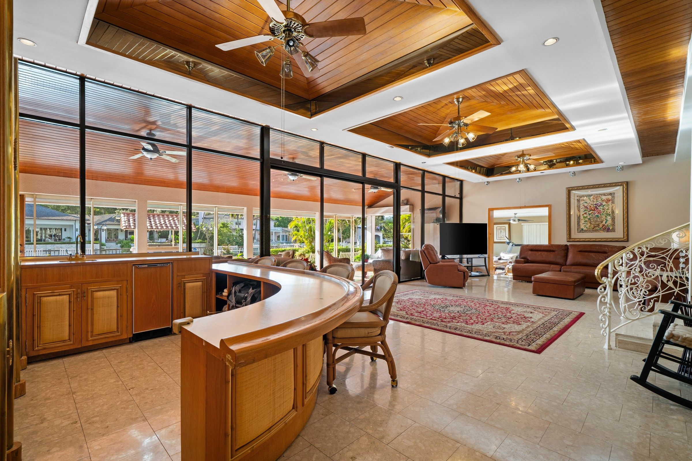 6636 Riviera Dr 