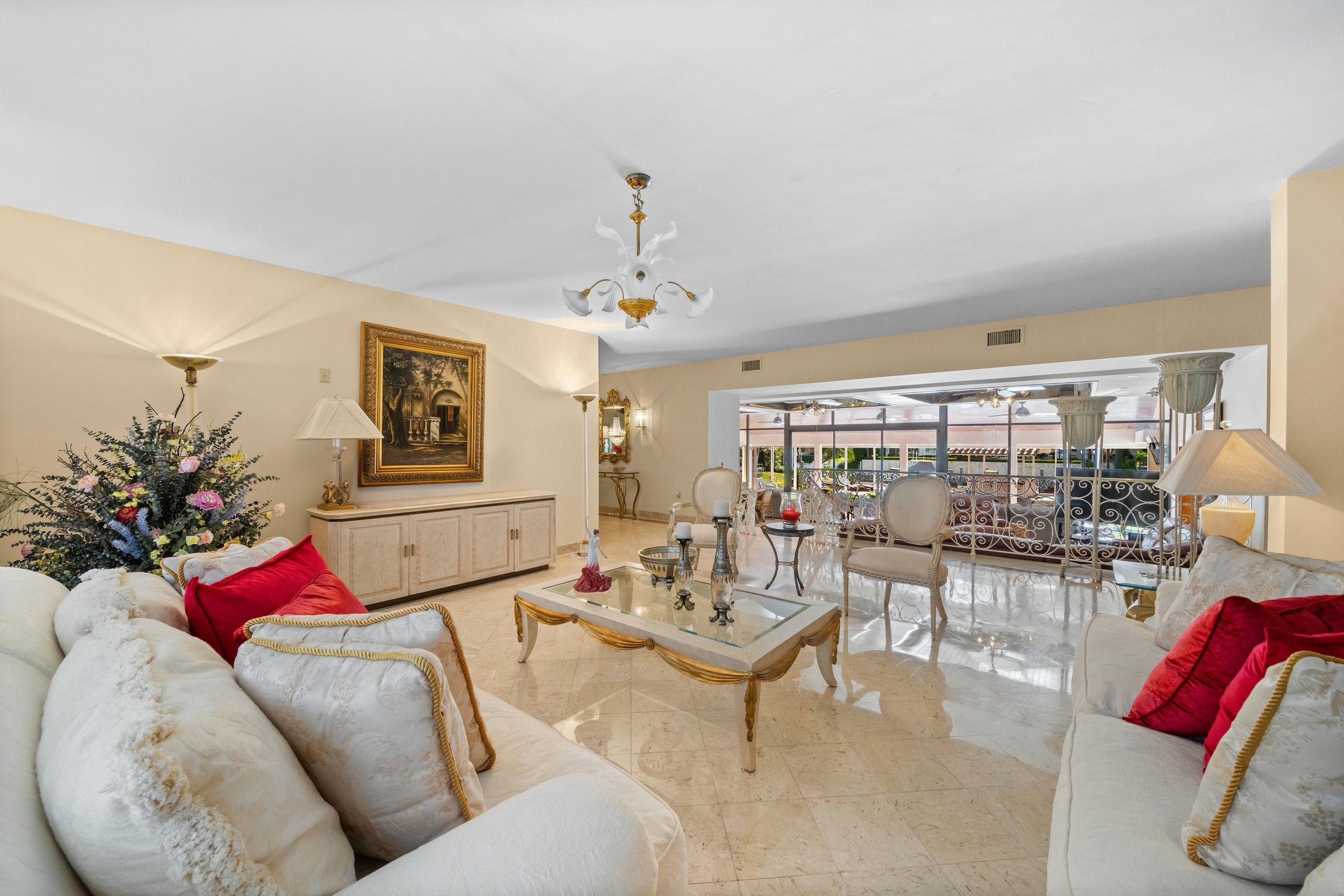 6636 Riviera Dr 