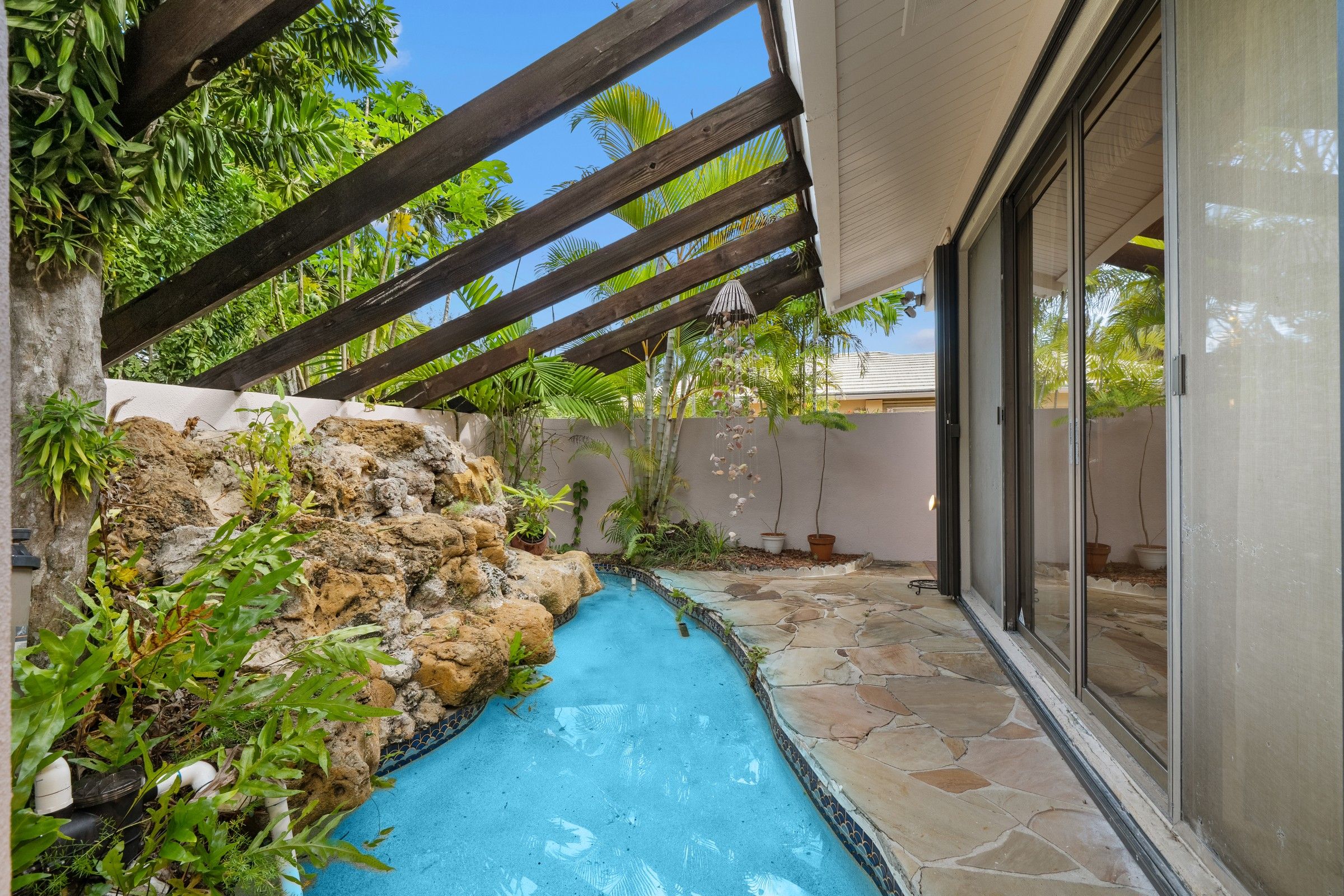 6636 Riviera Dr 