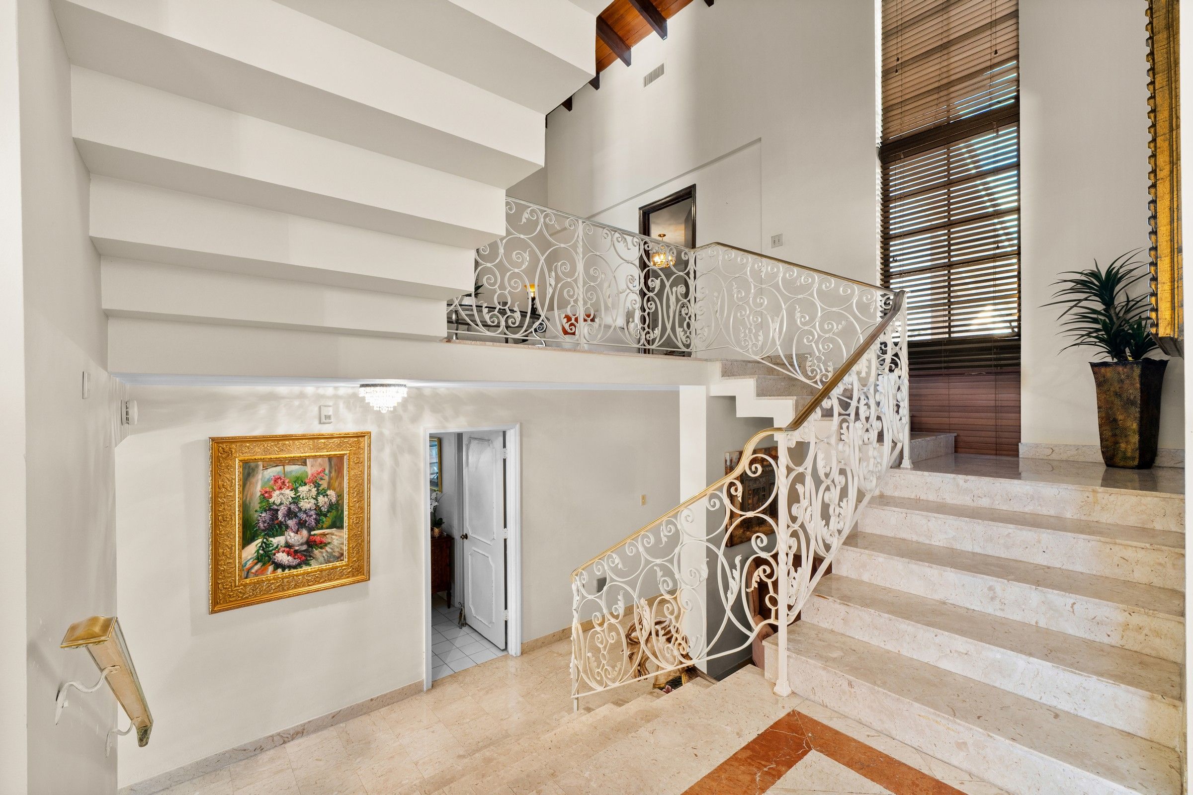 6636 Riviera Dr 