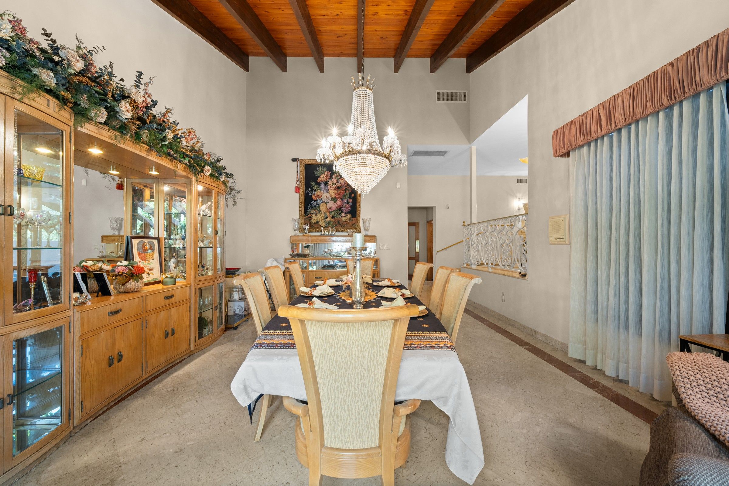 6636 Riviera Dr 