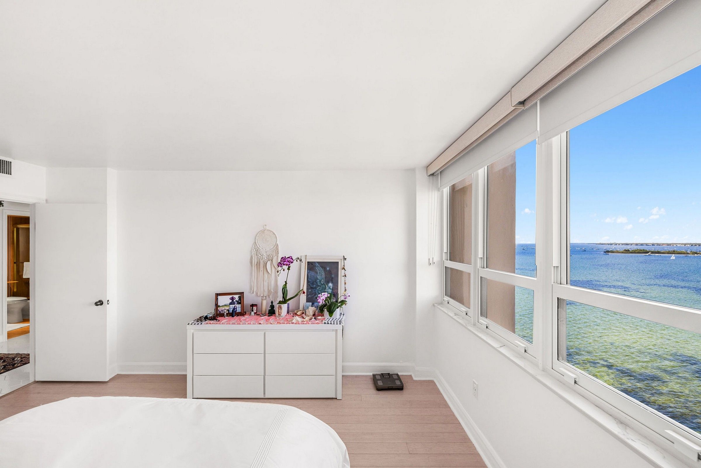 1 Grove Isle Dr Unit# A1102