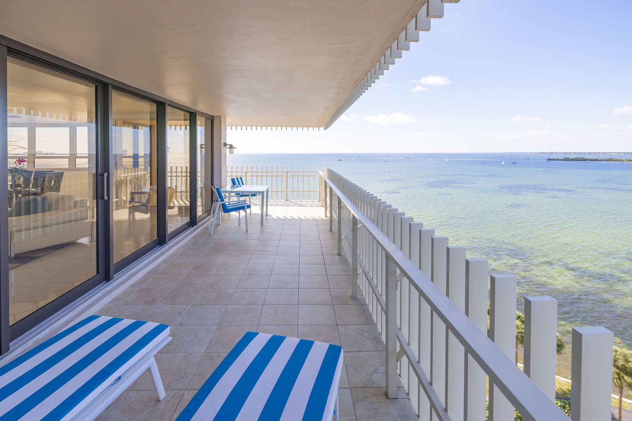 1 Grove Isle Dr Unit# A1102