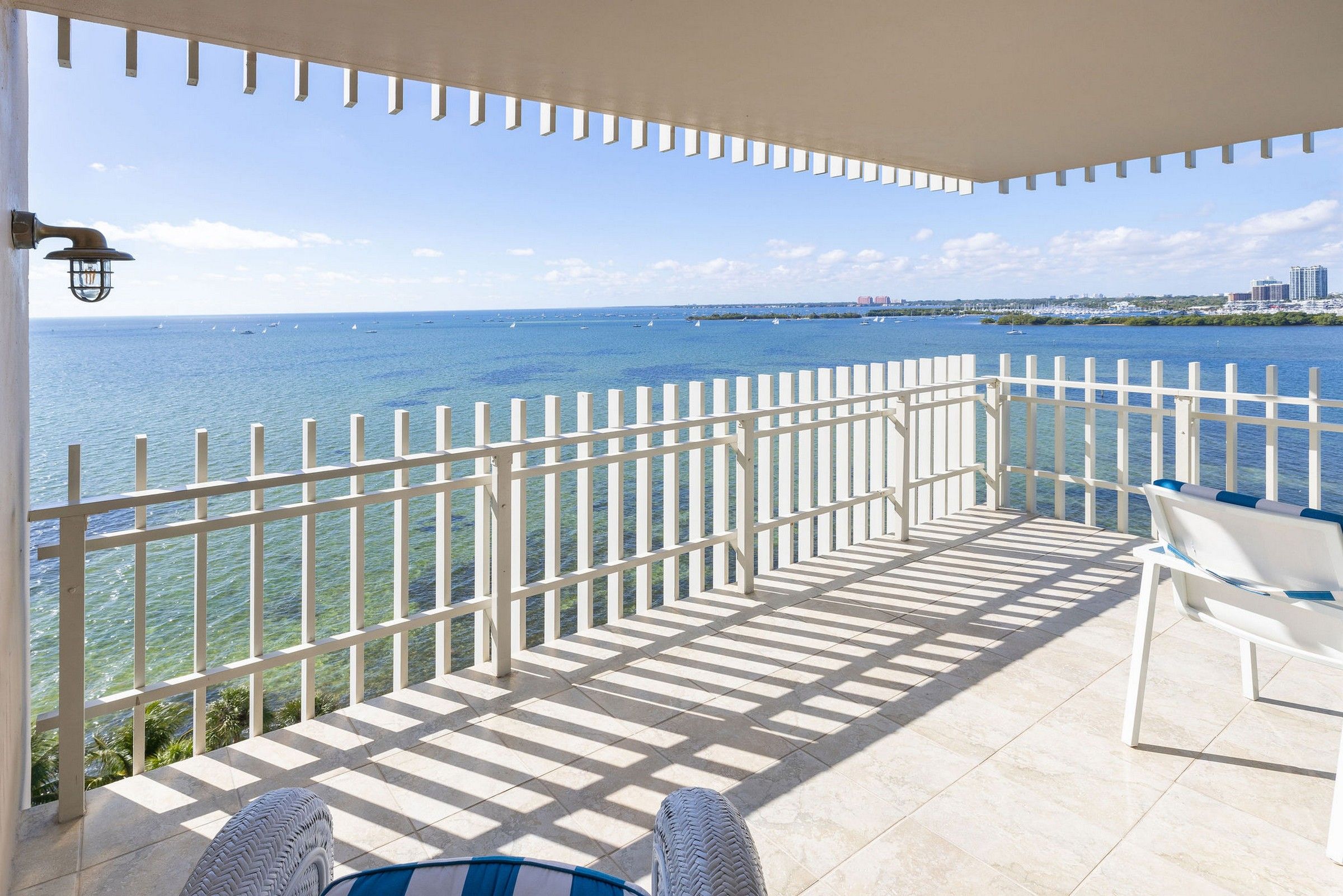 1 Grove Isle Dr Unit# A1102