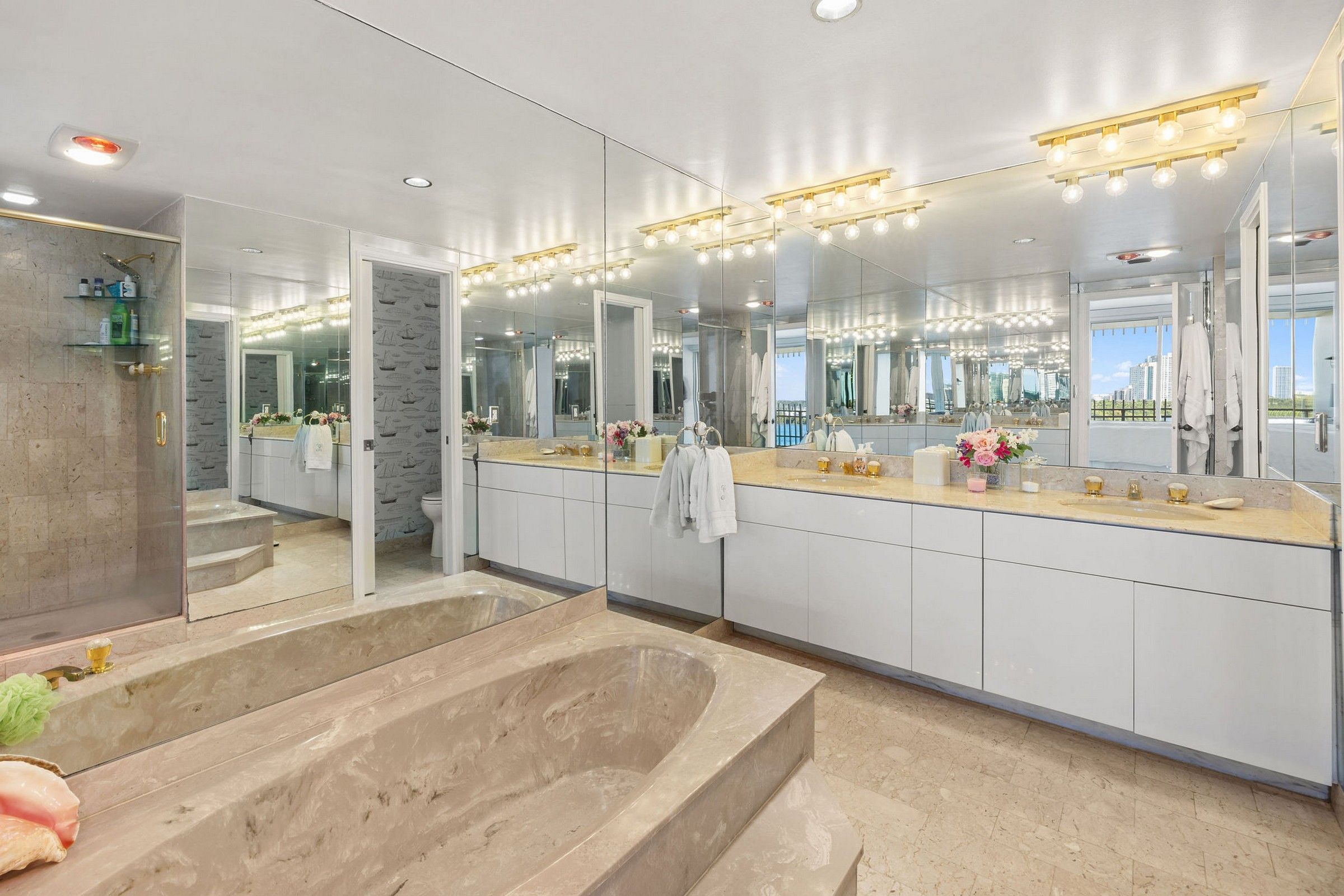 1 Grove Isle Dr Unit# A1102