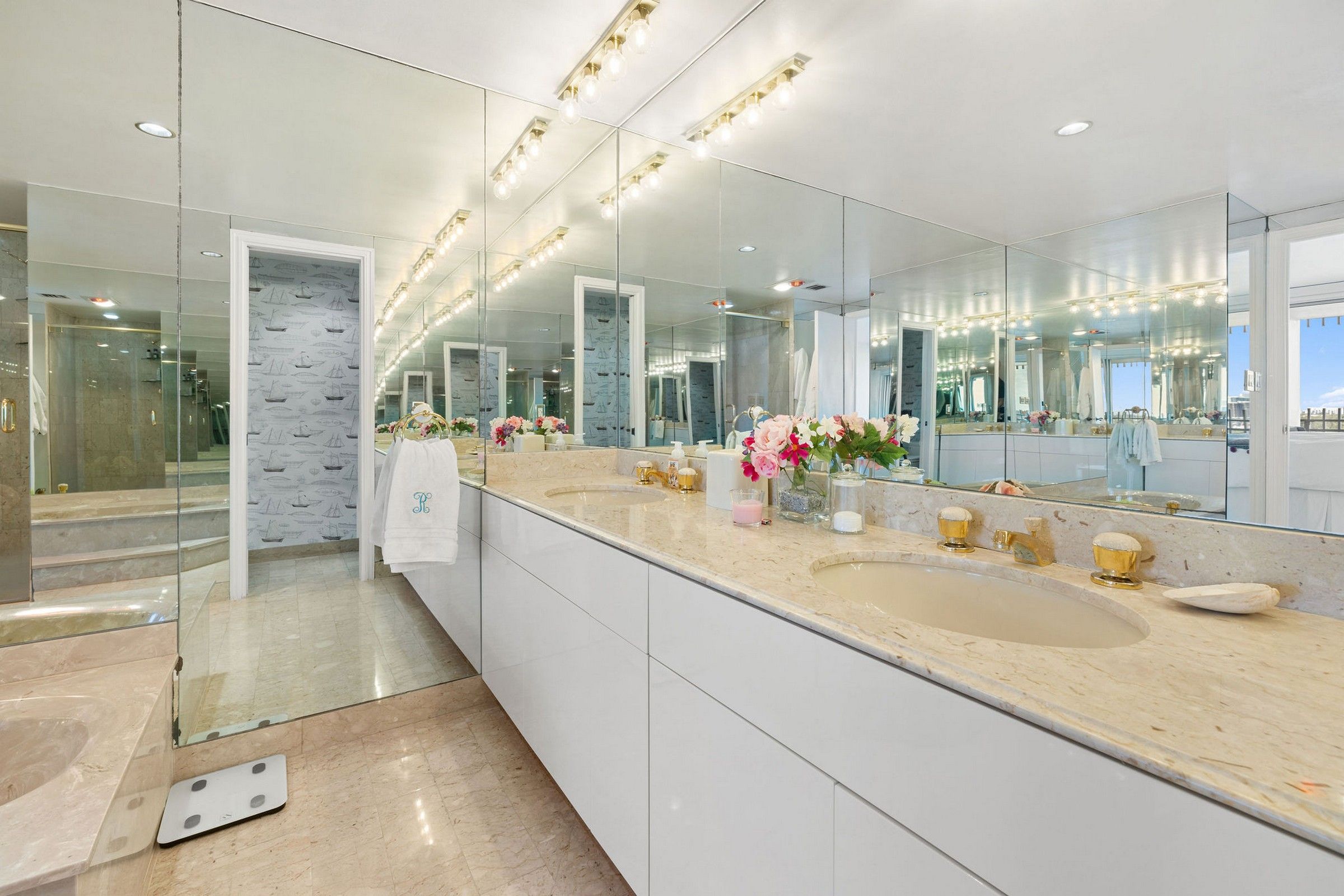 1 Grove Isle Dr Unit# A1102