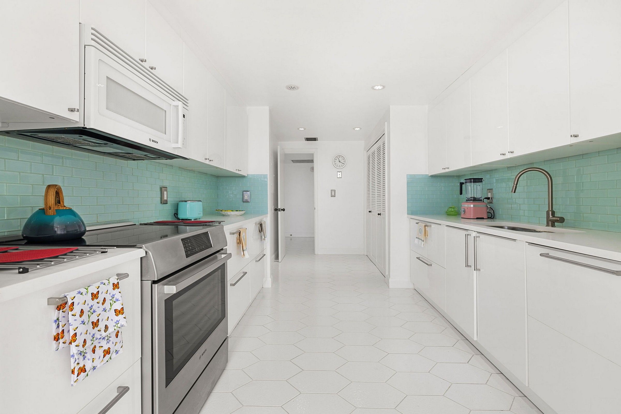 1 Grove Isle Dr Unit# A1102