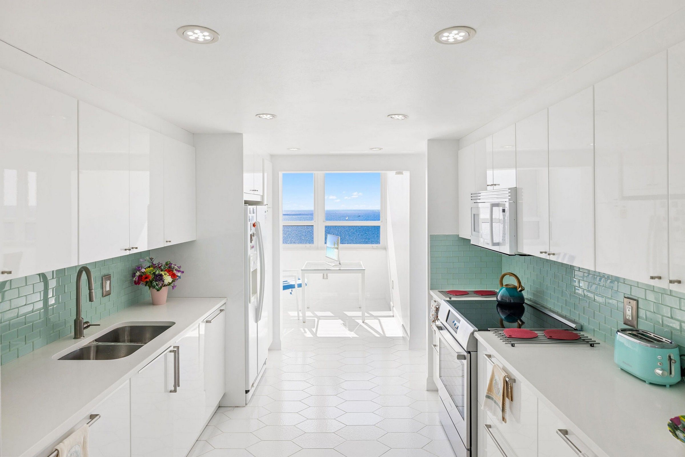 1 Grove Isle Dr Unit# A1102