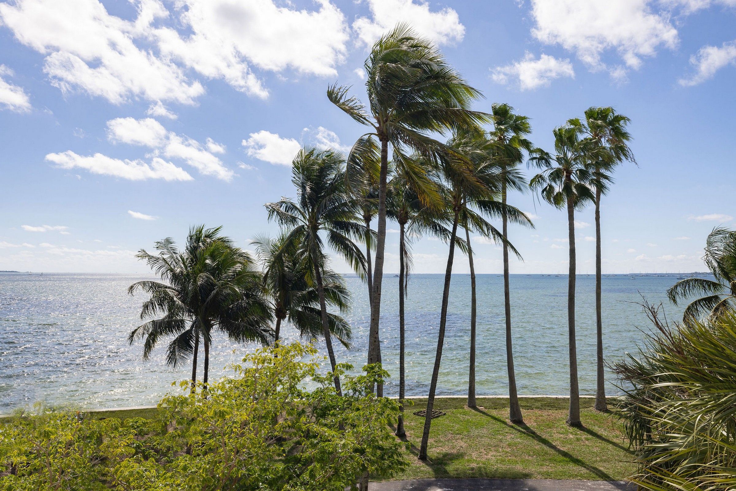 1 Grove Isle Dr Unit# A1102