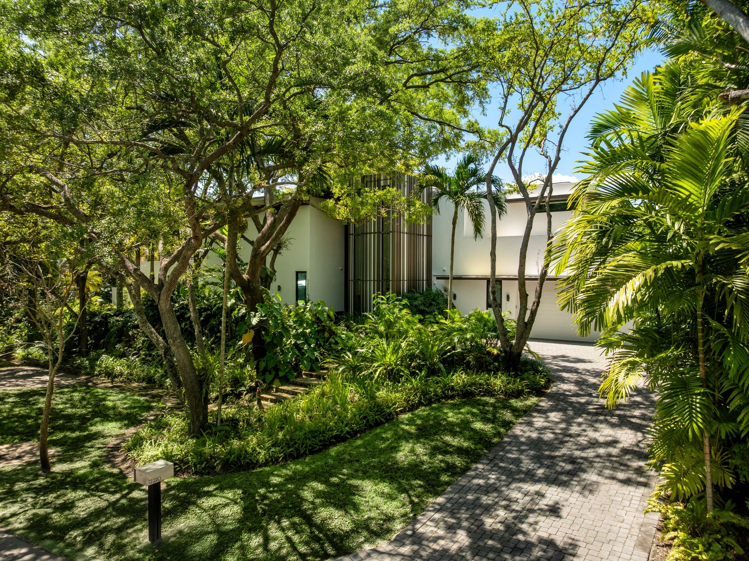 12220 Rock Garden Ln 