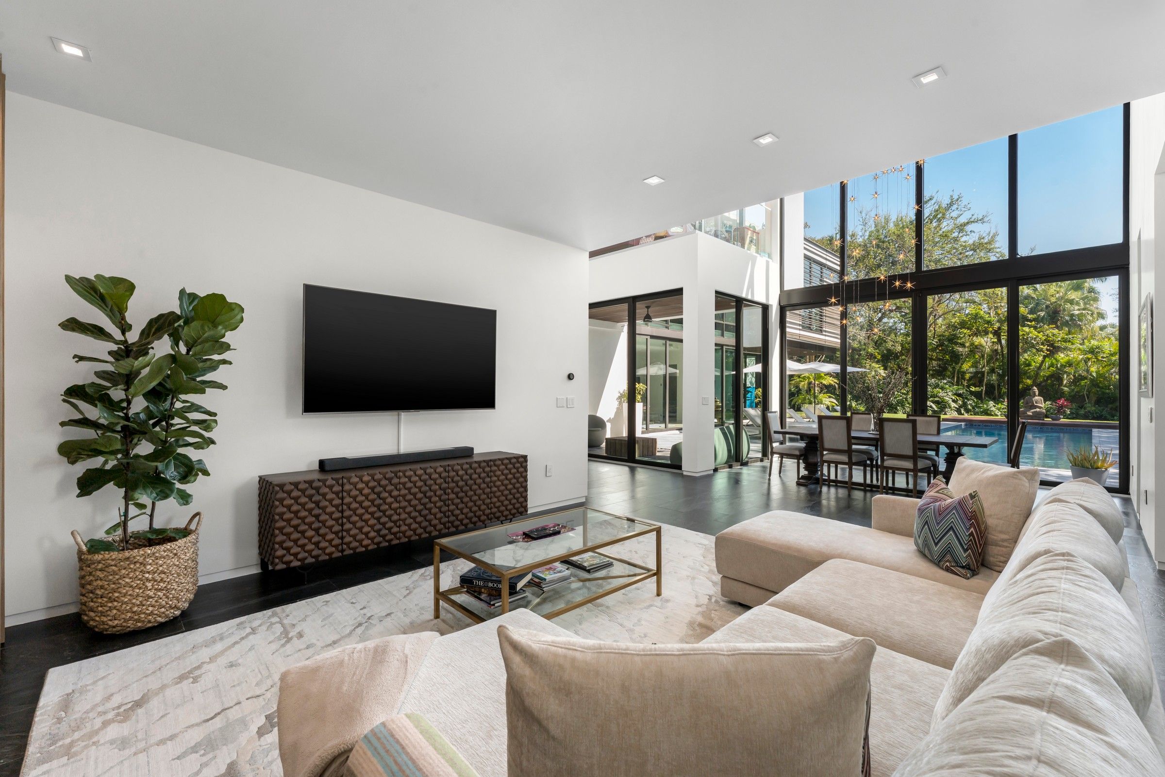 12220 Rock Garden Ln 