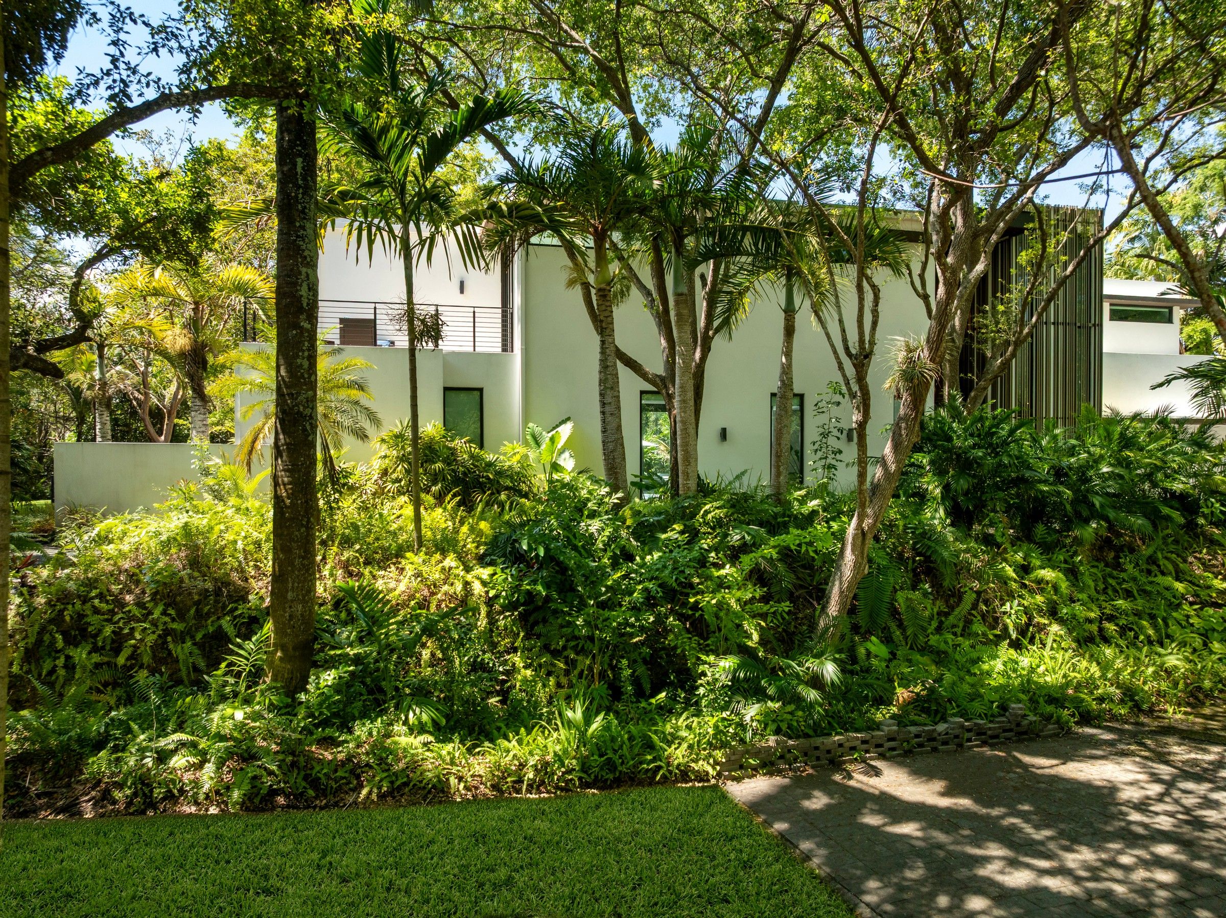 12220 Rock Garden Ln 