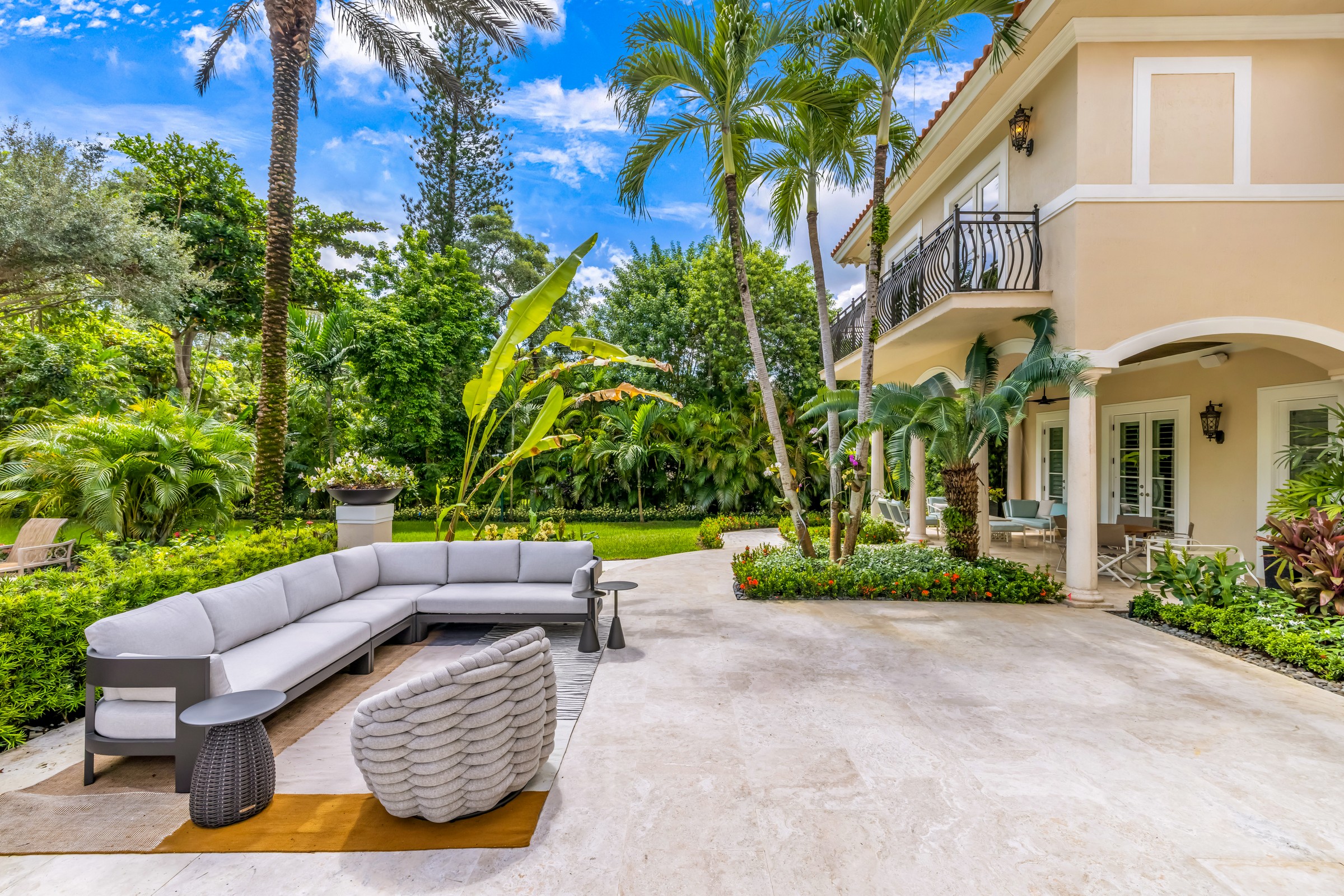 5250 Snapper Creek Road, Coral Gables, FL