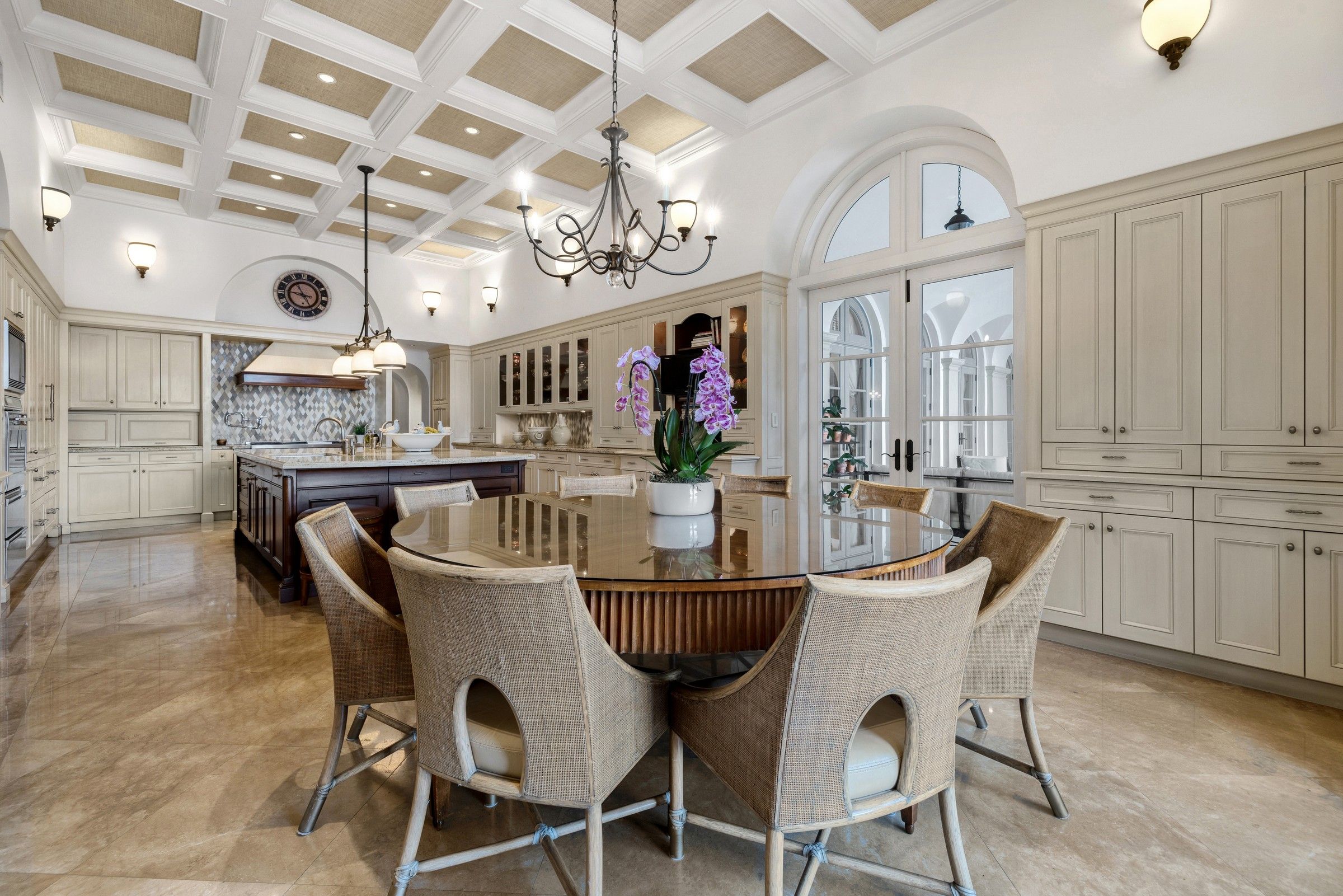 8901 Arvida Ln 