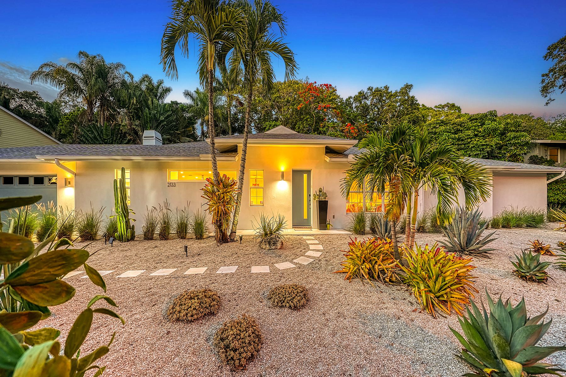 2133 Oriole Drive