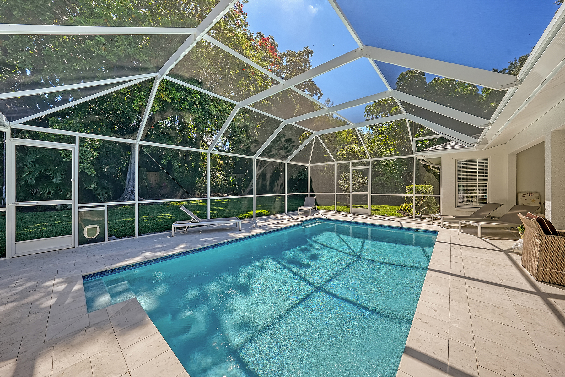 2133 Oriole Drive