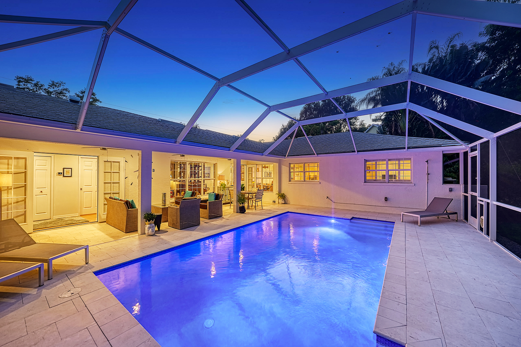 2133 Oriole Drive