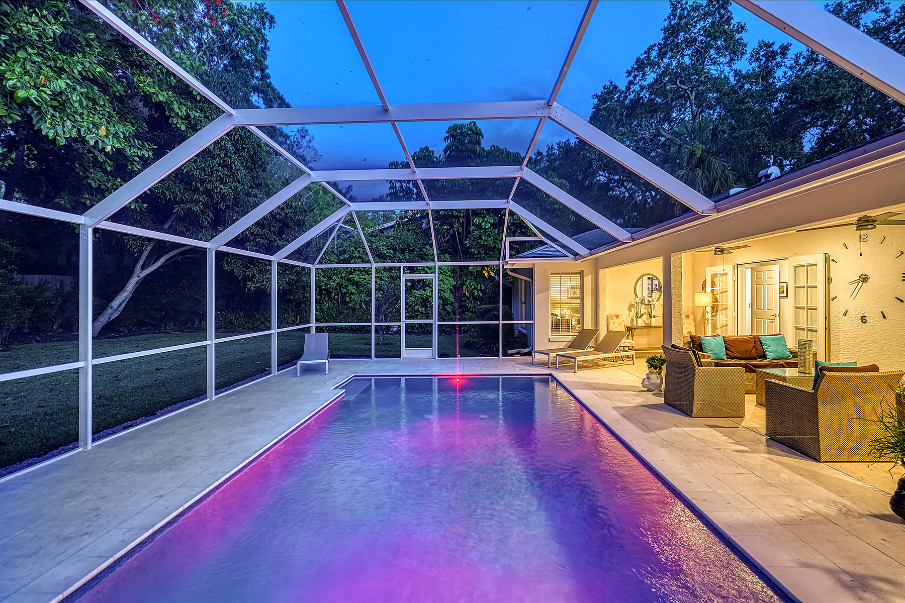2133 Oriole Drive