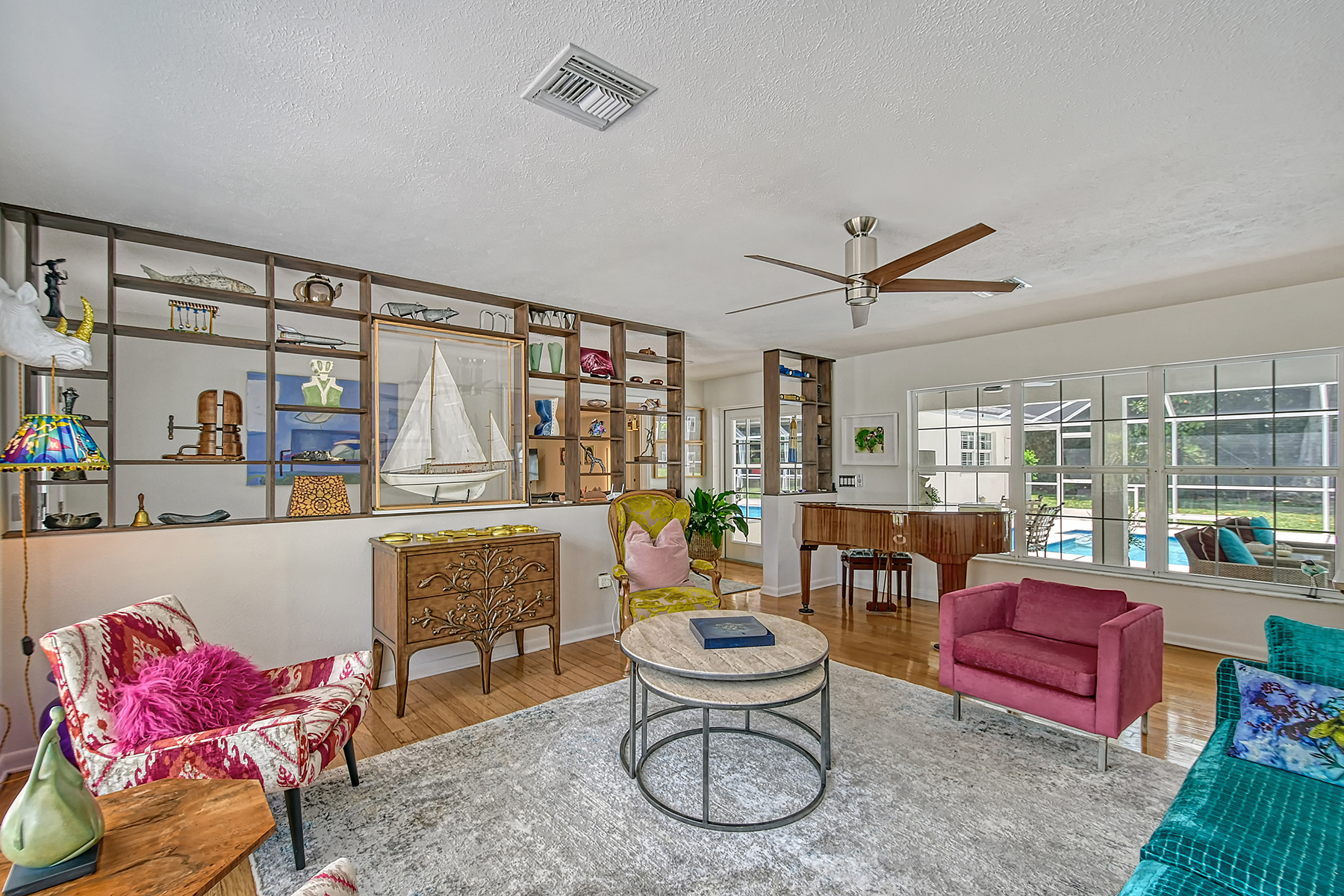 2133 Oriole Drive