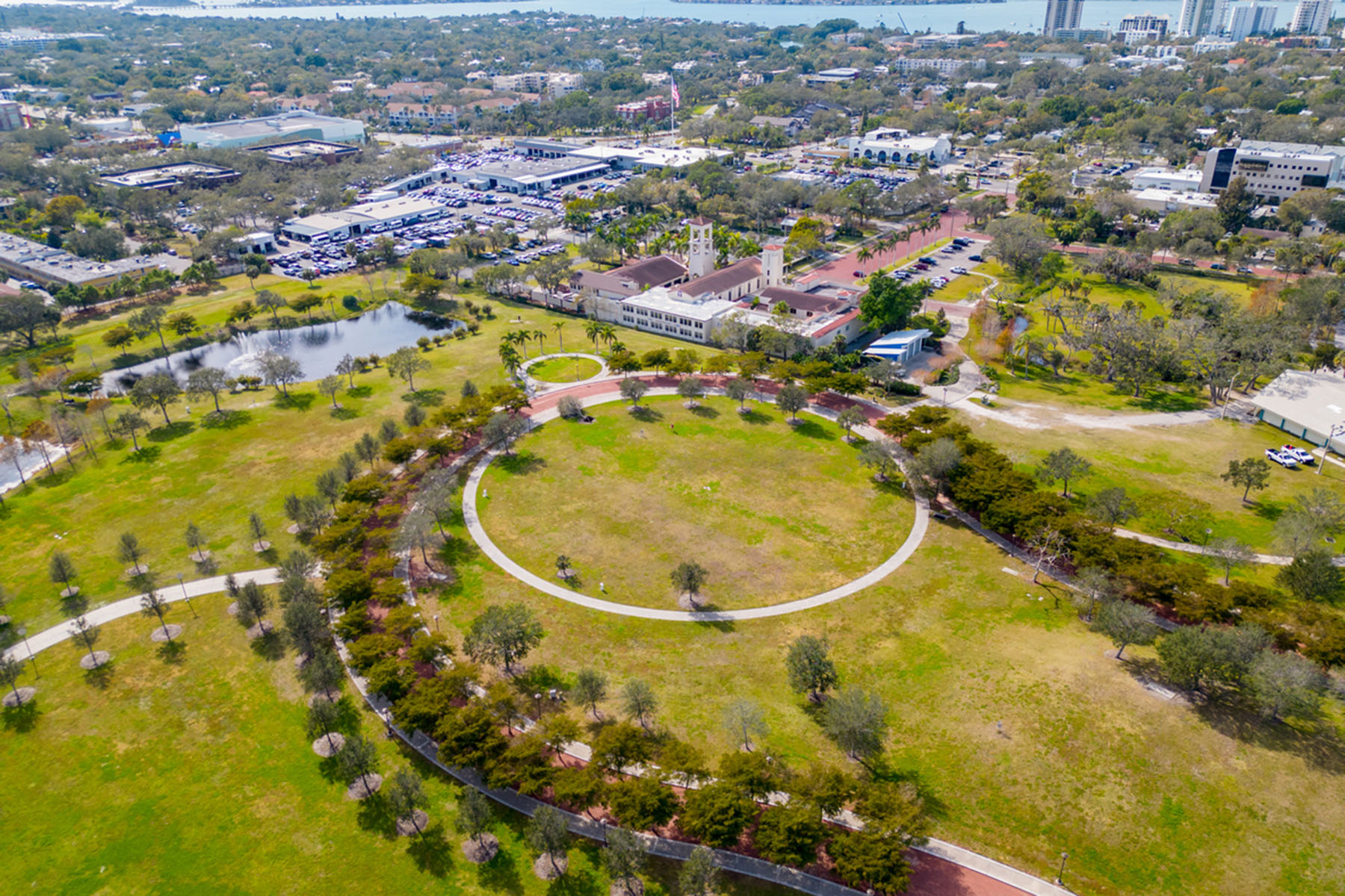 266 S Links Avenue