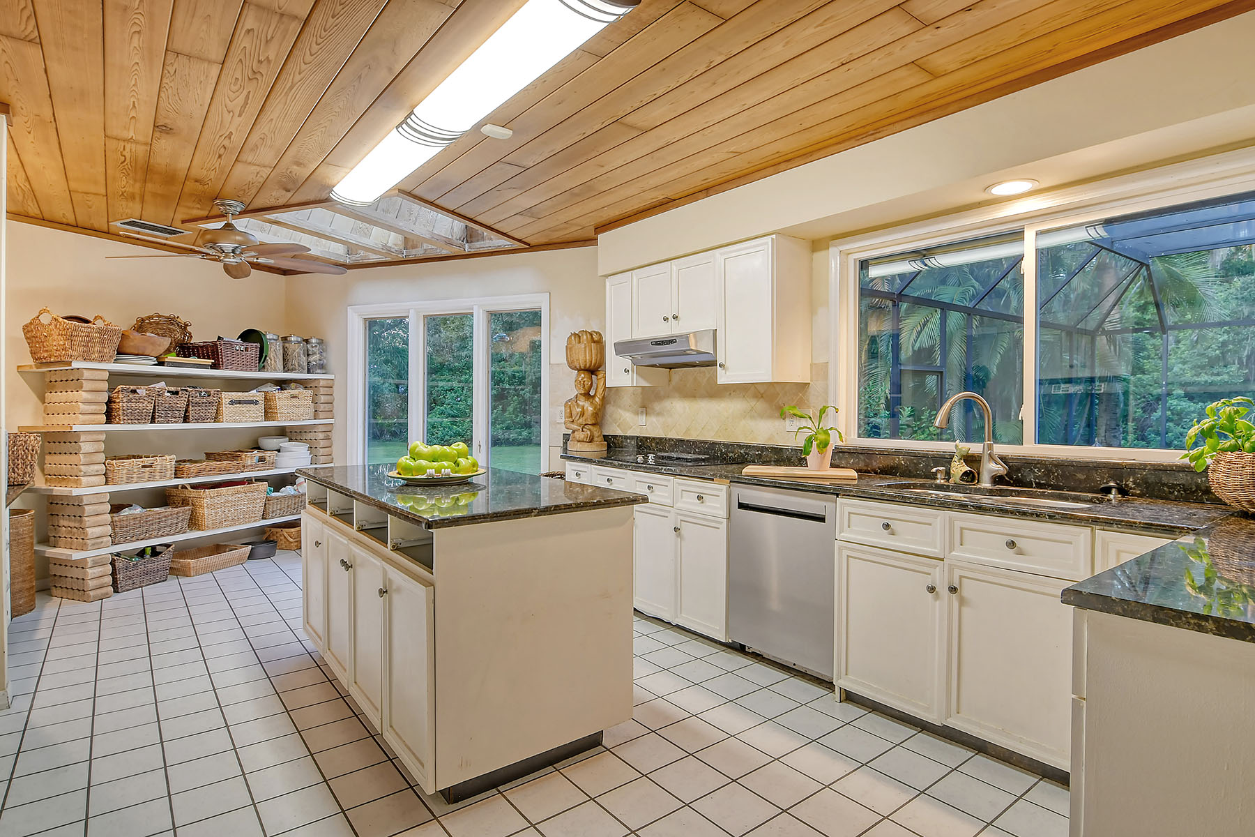 4457 Sandpine Lane