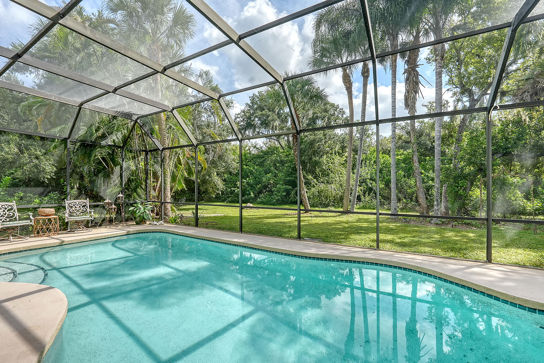 4457 Sandpine Lane