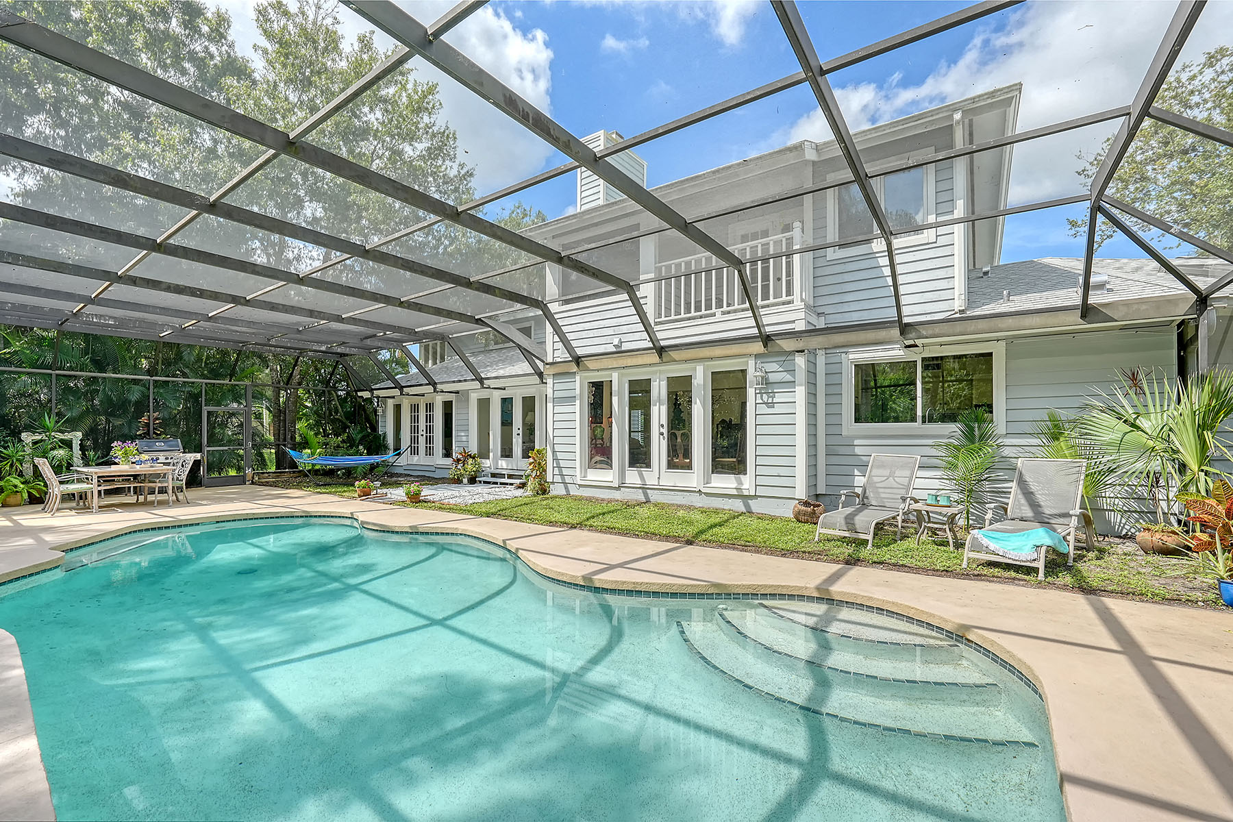 4457 Sandpine Lane