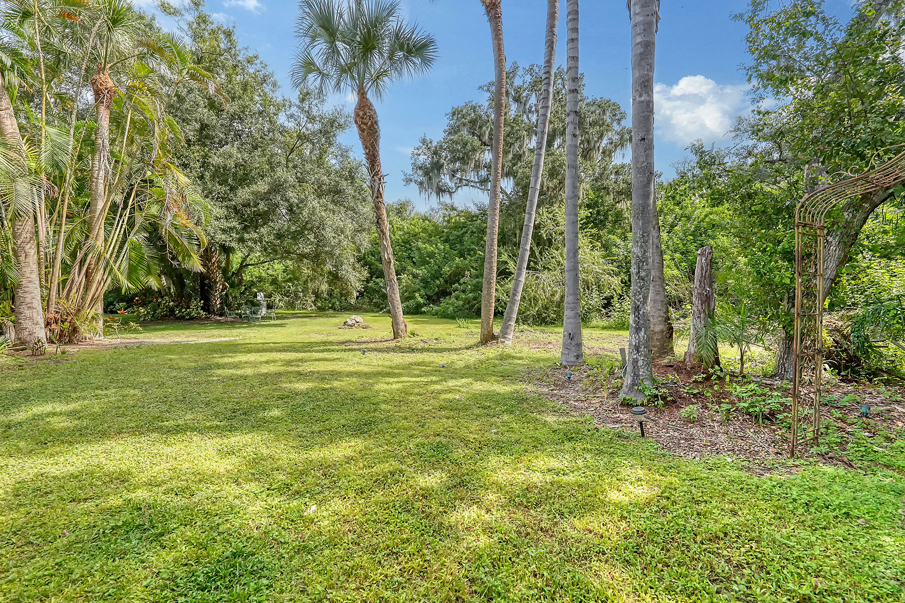 4457 Sandpine Lane