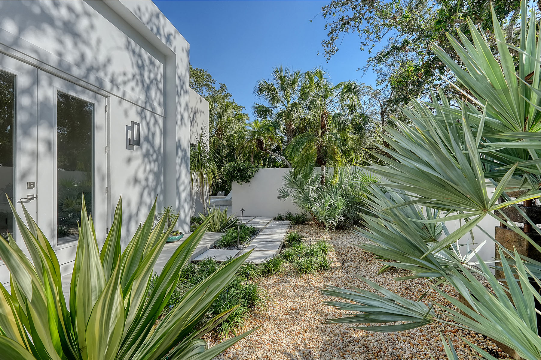 653 40th Street