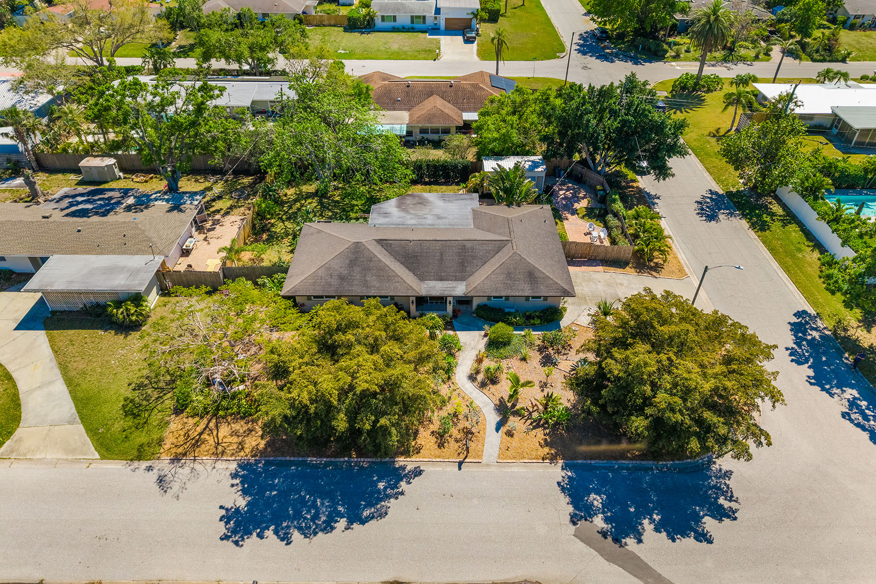 2610 Jefferson Circle