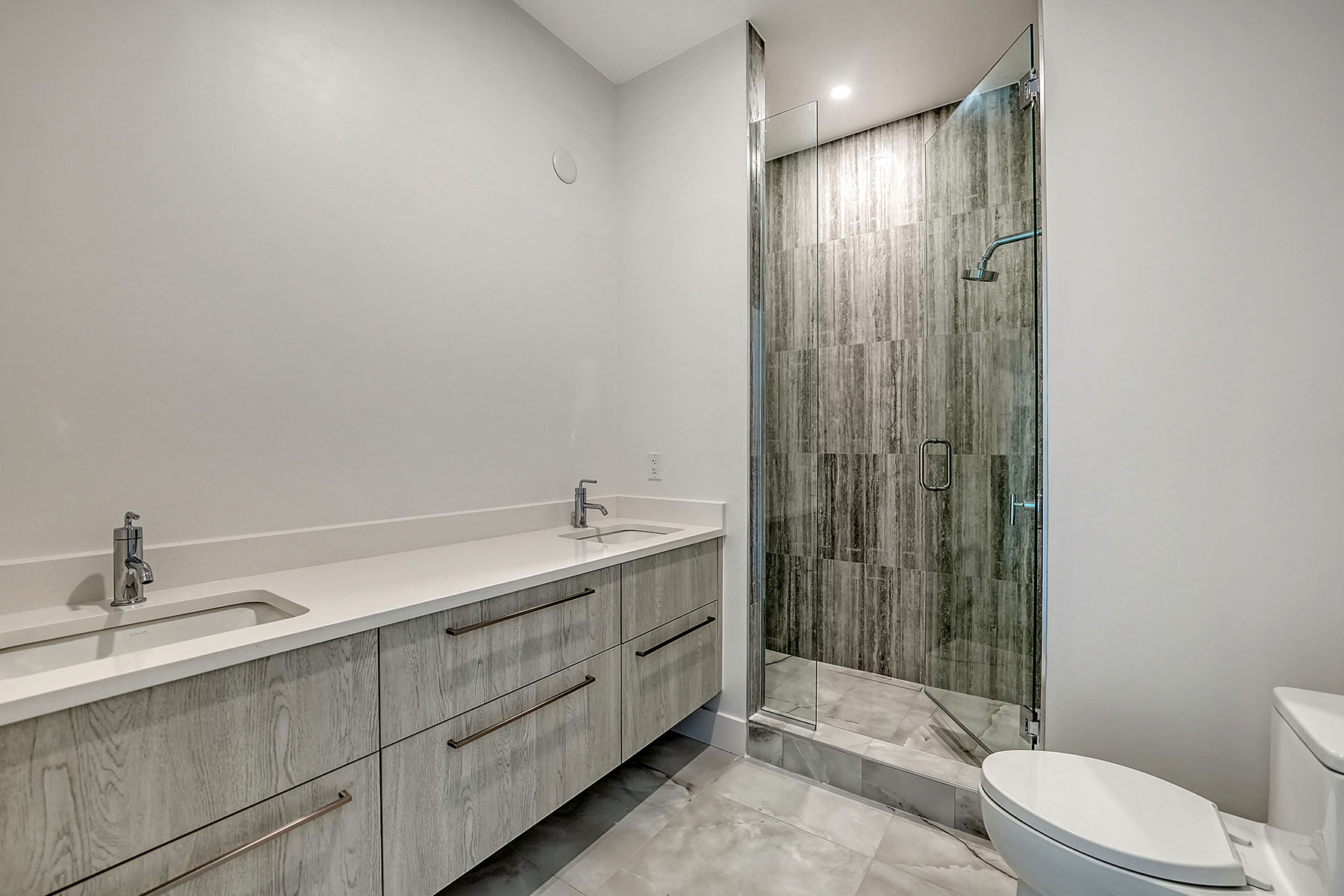 33 S Palm Avenue , 1501