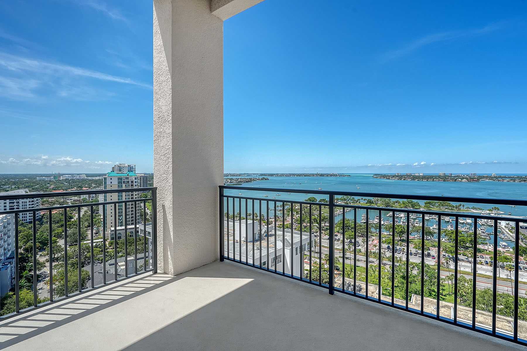 33 S Palm Avenue , 1601