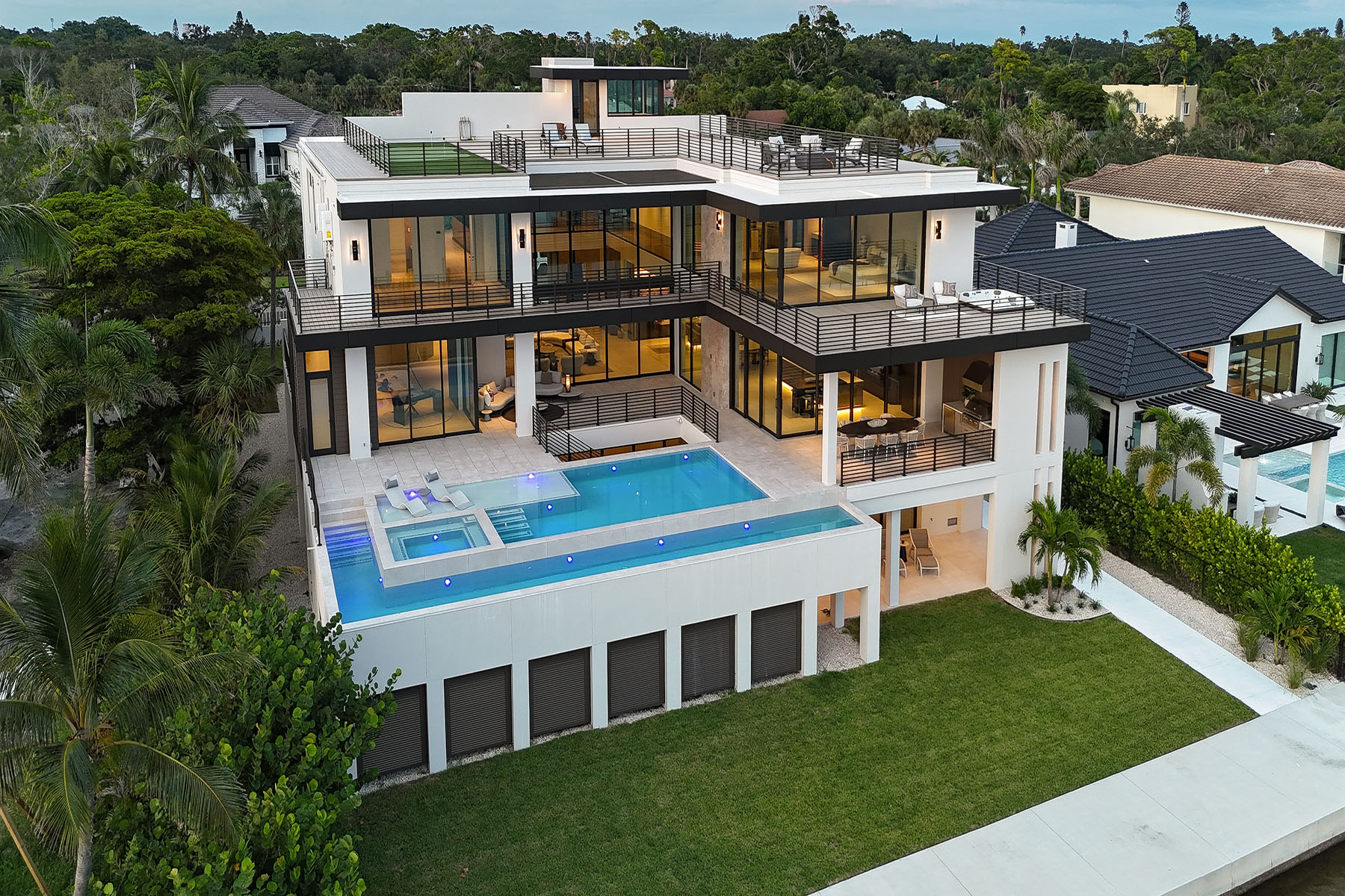 388 S Shore Drive, Sarasota, FL
