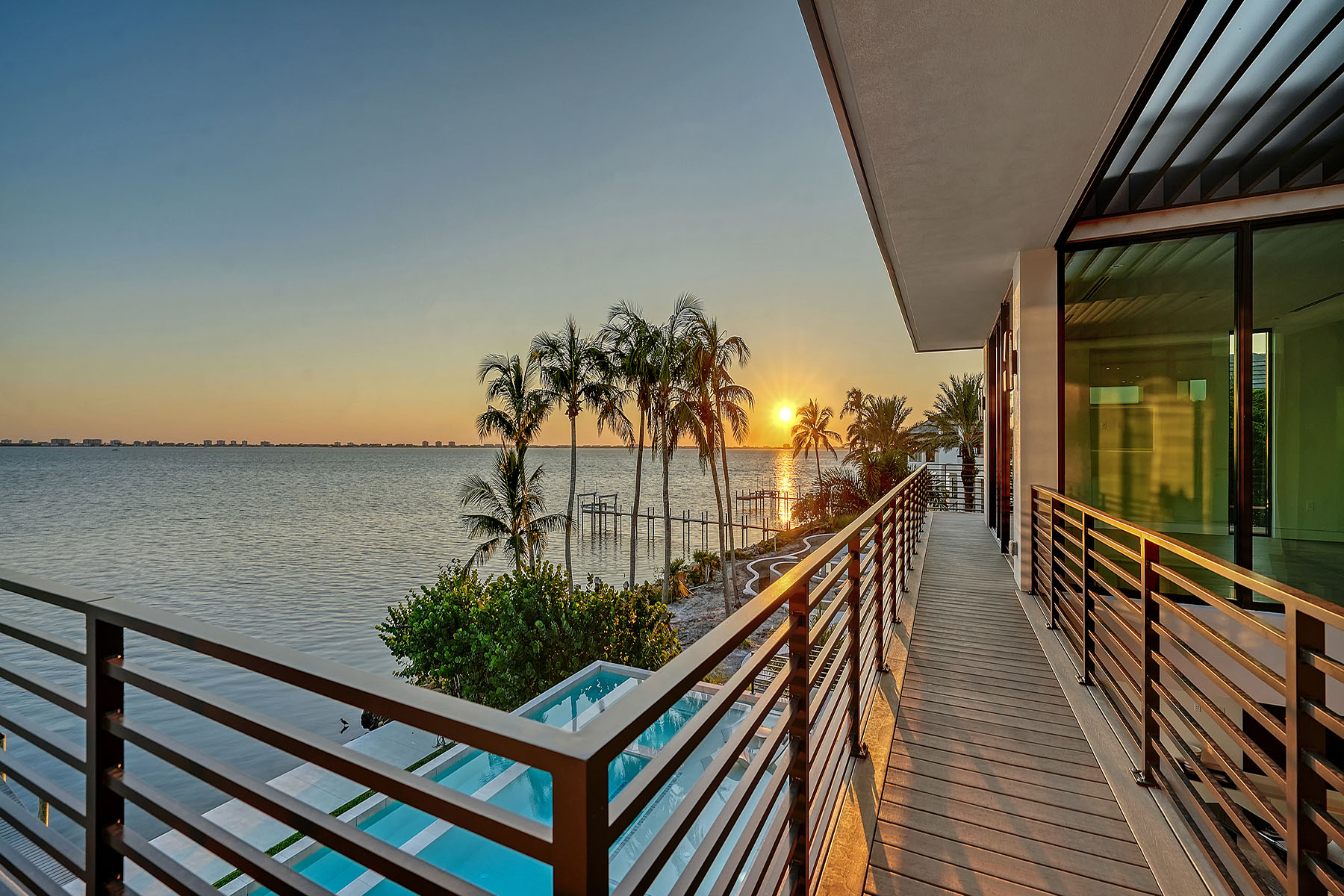 388 S Shore Drive, Sarasota, FL