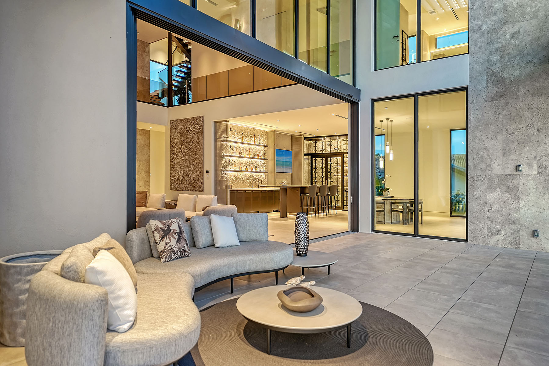 388 S Shore Drive, Sarasota, FL