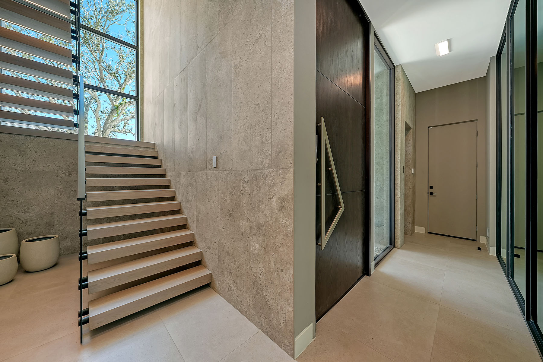 388 S Shore Drive, Sarasota, FL