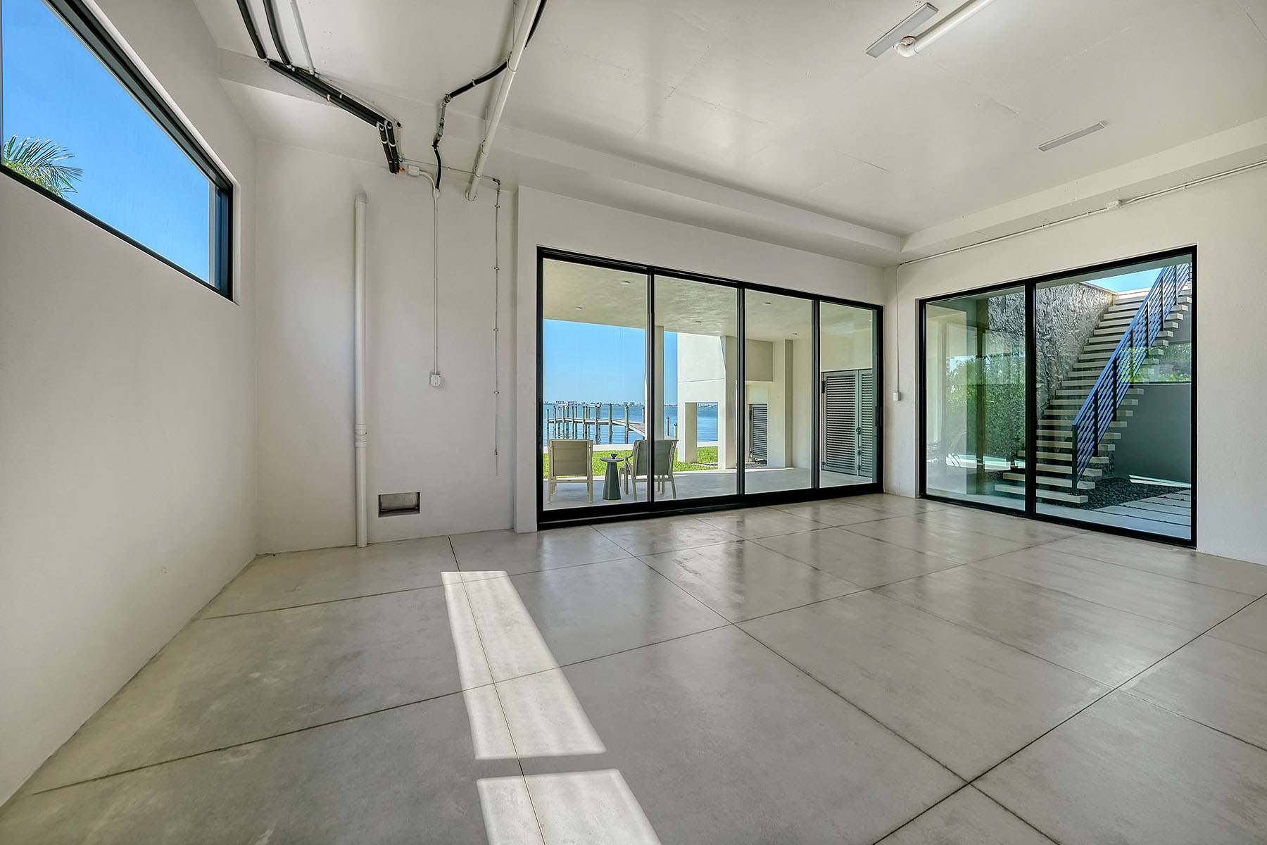 388 S Shore Drive, Sarasota, FL