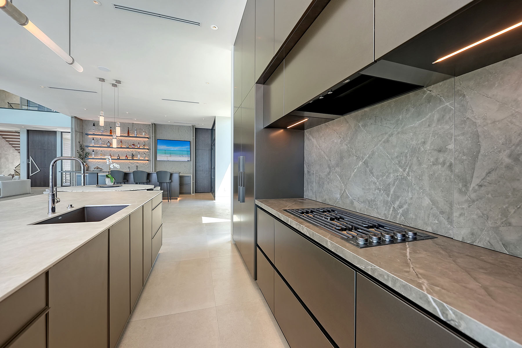 388 S Shore Drive, Sarasota, FL