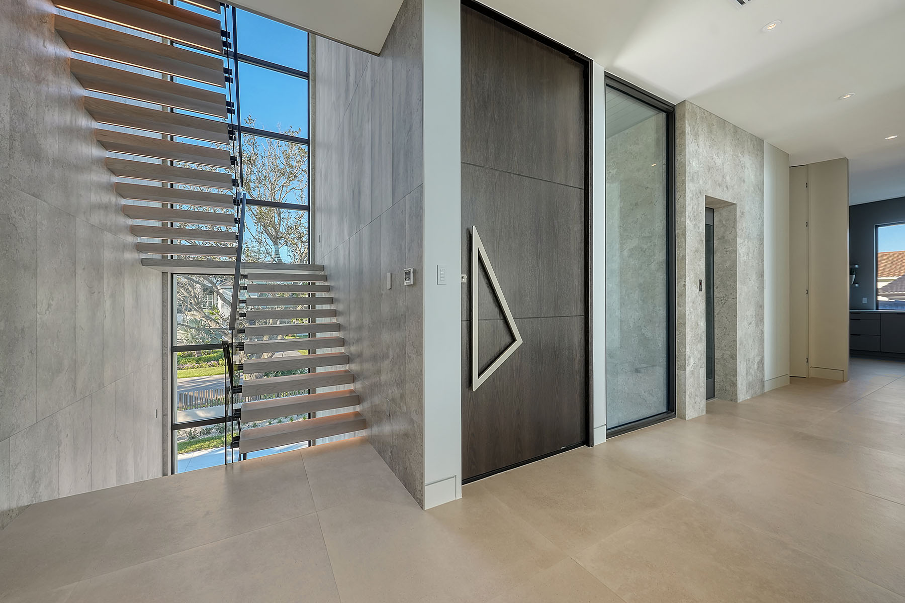 388 S Shore Drive, Sarasota, FL