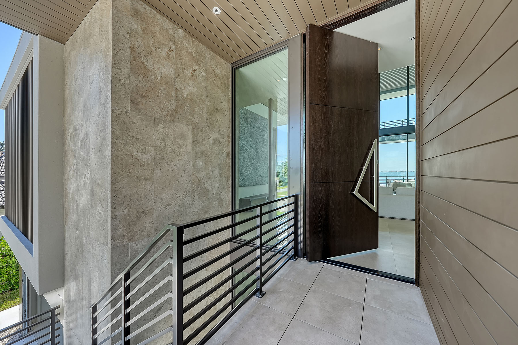 388 S Shore Drive, Sarasota, FL
