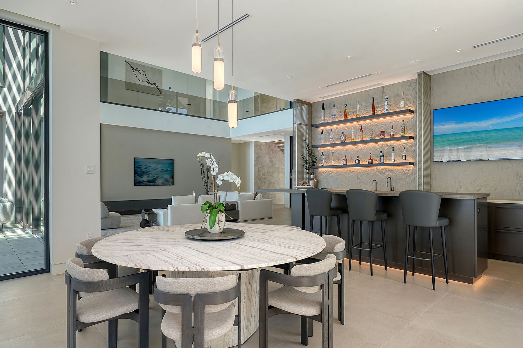 388 S Shore Drive, Sarasota, FL