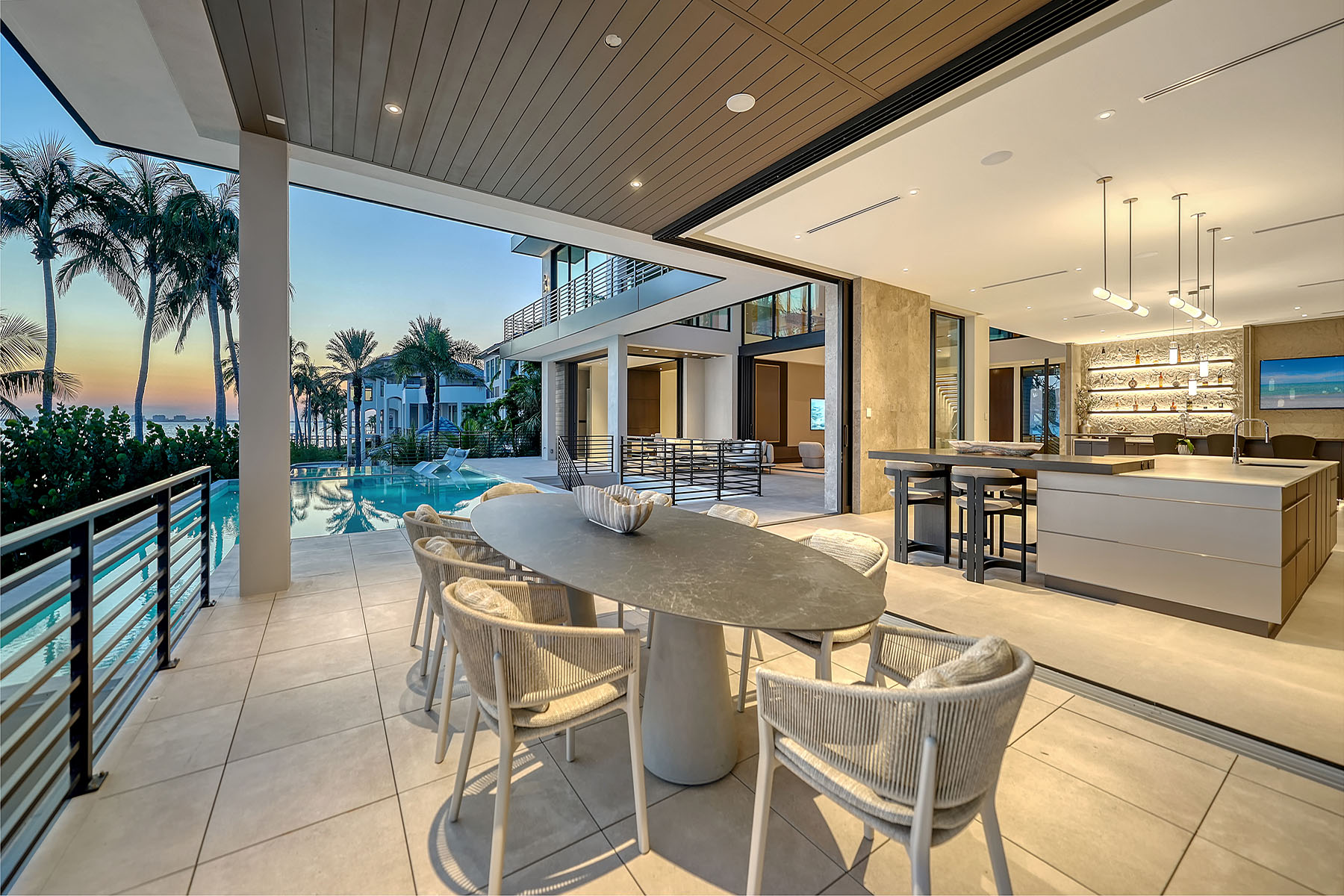 388 S Shore Drive, Sarasota, FL