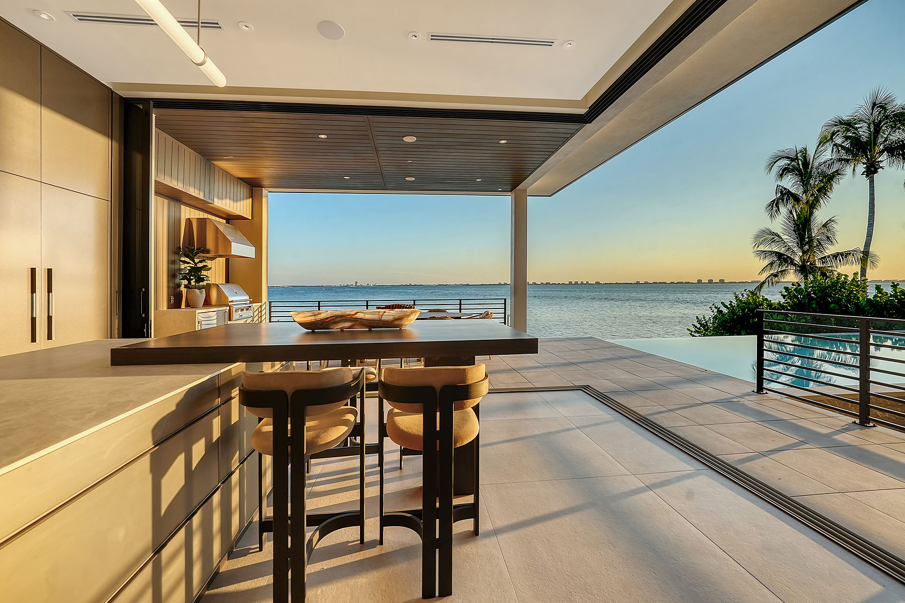 388 S Shore Drive, Sarasota, FL