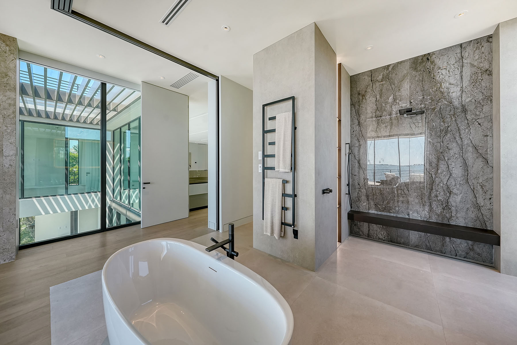 388 S Shore Drive, Sarasota, FL
