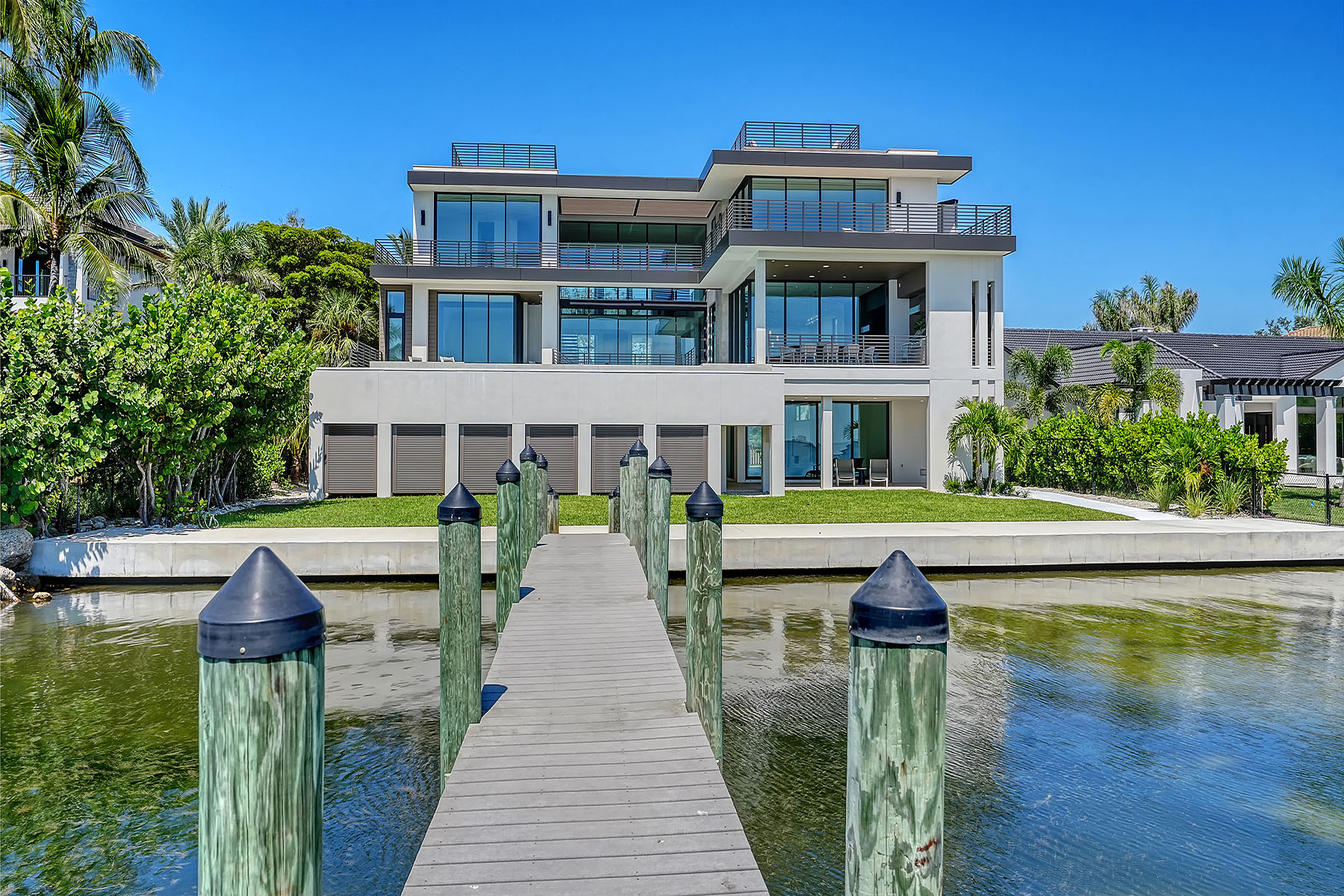 388 S Shore Drive, Sarasota, FL