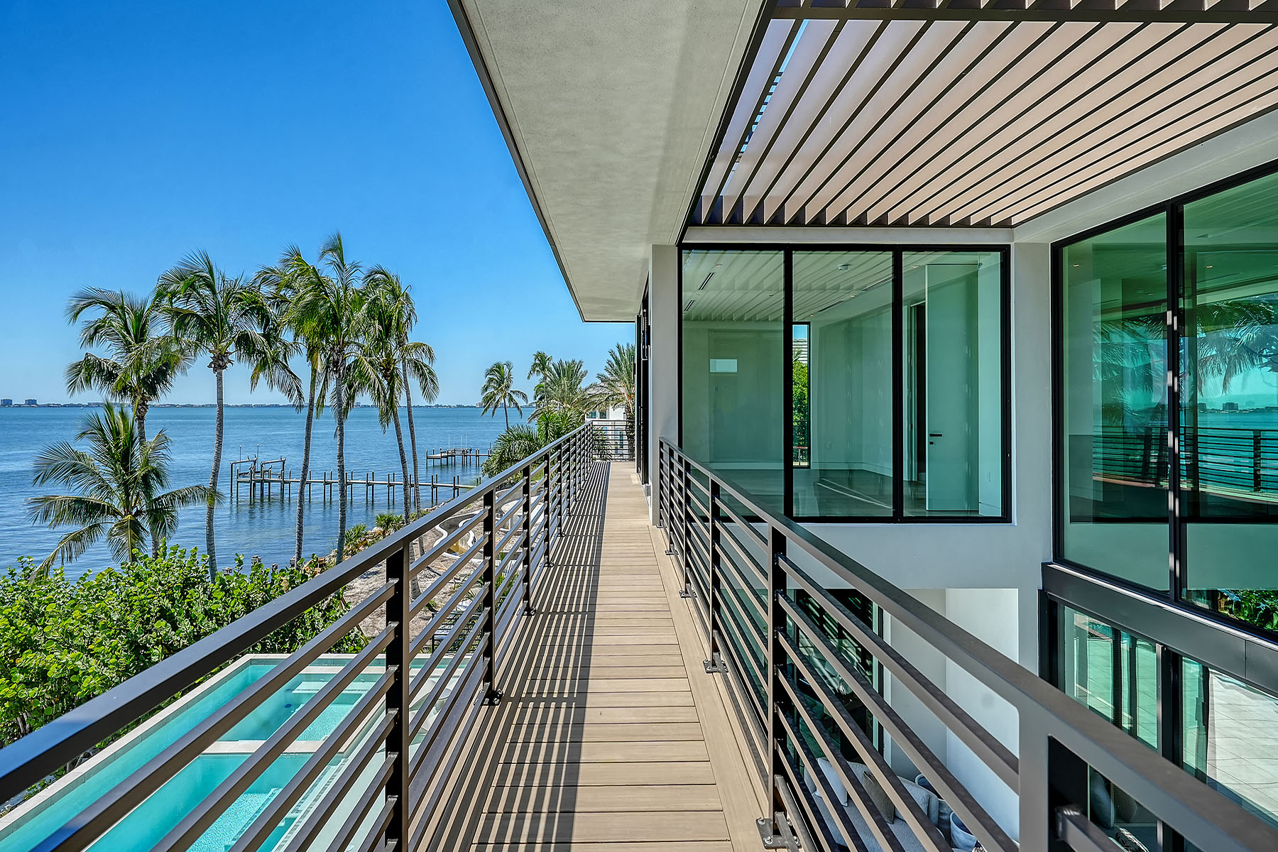 388 S Shore Drive, Sarasota, FL