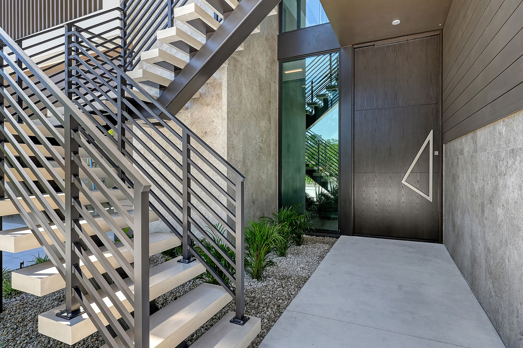 388 S Shore Drive, Sarasota, FL