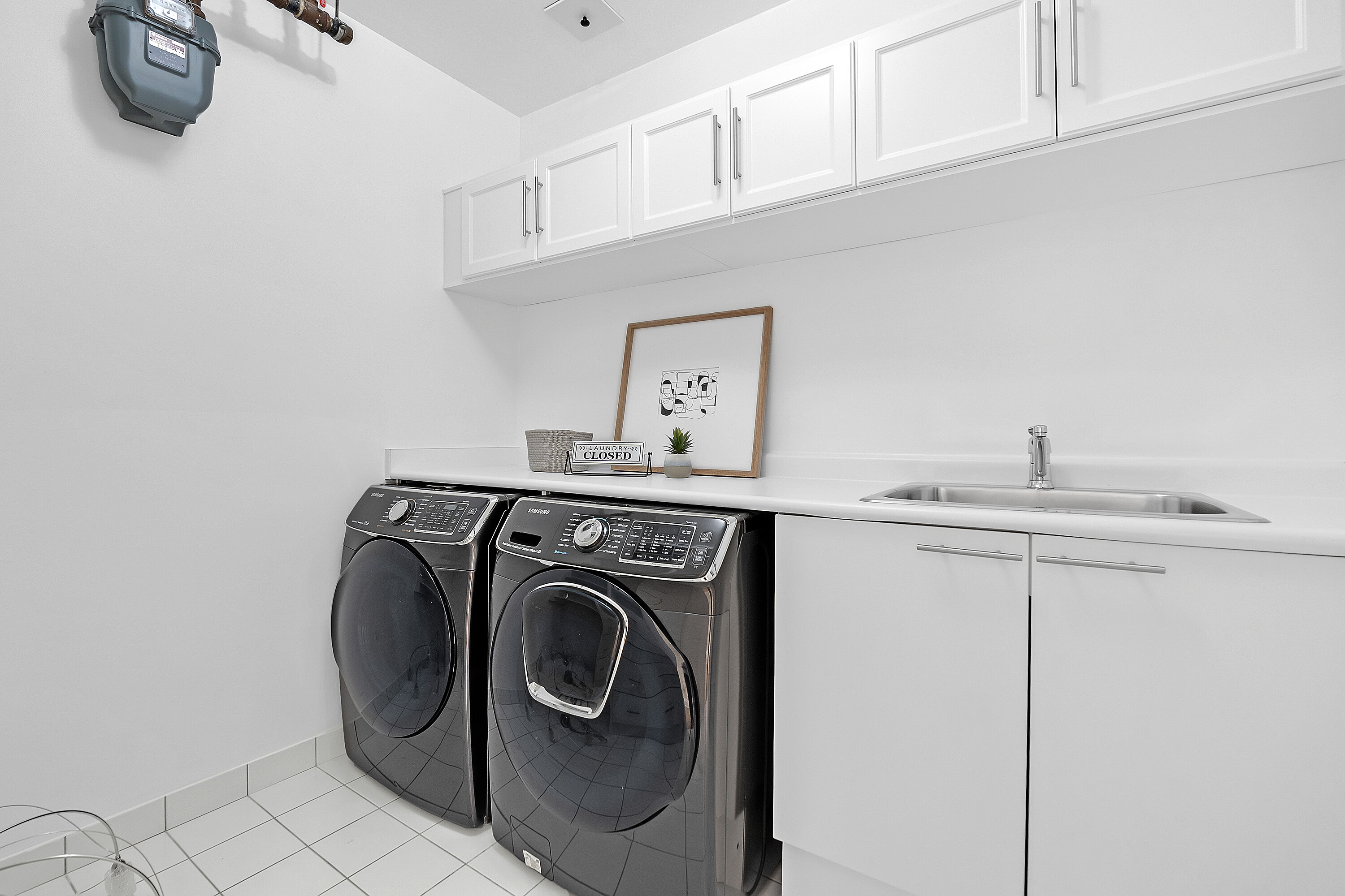 2191 Yonge St #5202